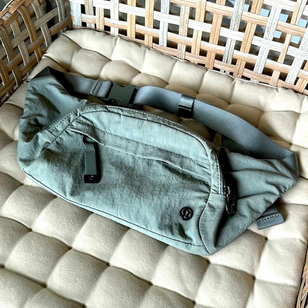 Lulu Lemon Fanny Pack, used less than 10 times .